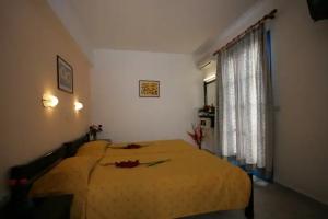 Sunny Beach Studios, Naxos Chora