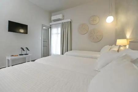 Innaxos Studios, Grotta Area, Naxos Town - 19