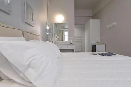 Innaxos Studios, Grotta Area, Naxos Town - 25