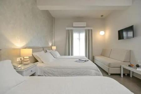 Innaxos Studios, Grotta Area, Naxos Town - 16