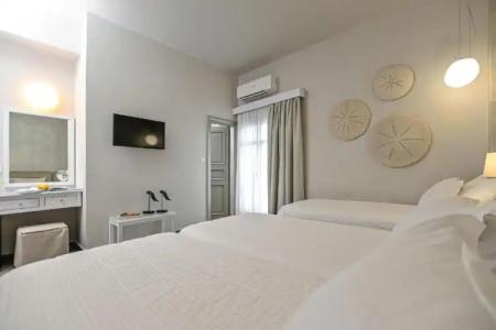 Innaxos Studios, Grotta Area, Naxos Town - 23