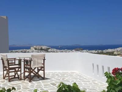 Petros Studios & Suites - 12