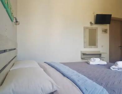 Petros Studios & Suites - 21