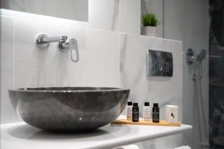 Petros Studios & Suites - 141