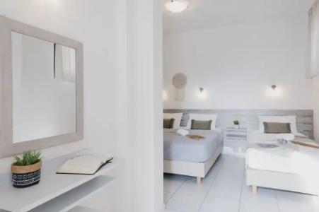 Petros Studios & Suites - 67