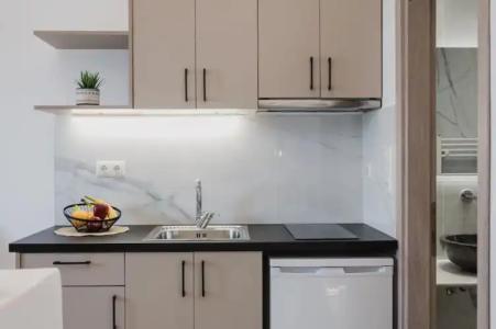 Petros Studios & Suites - 211