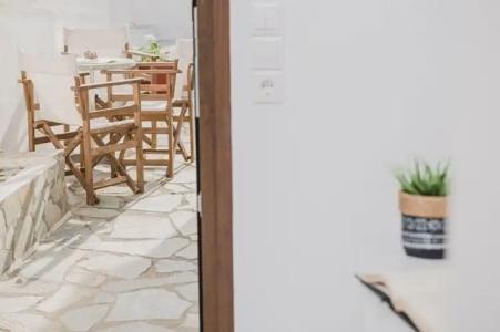 Petros Studios & Suites - 76