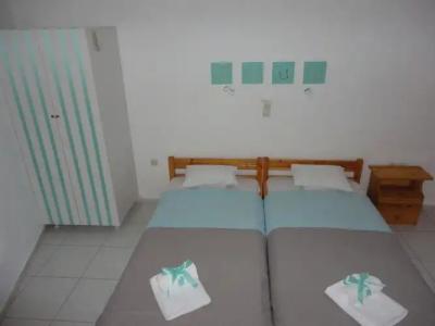 Petros Studios & Suites - 0