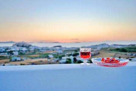 Petros Studios & Suites - 81