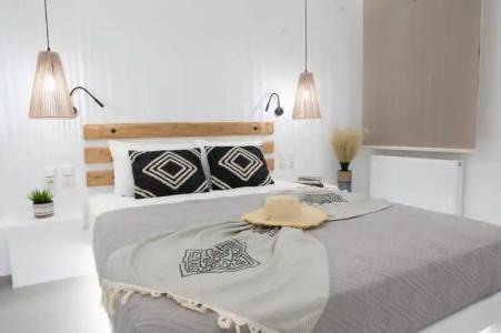 Petros Studios & Suites - 135