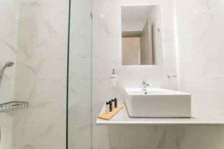 Petros Studios & Suites - 64