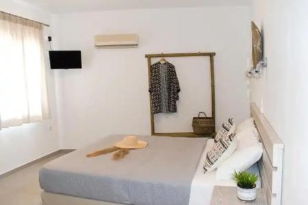 Petros Studios & Suites - 107