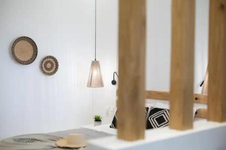 Petros Studios & Suites - 128