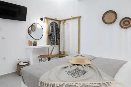 Petros Studios & Suites - 138