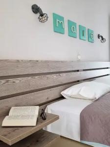 Petros Studios & Suites - 39