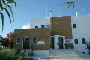 Fikas Hotel, Naxos Chora
