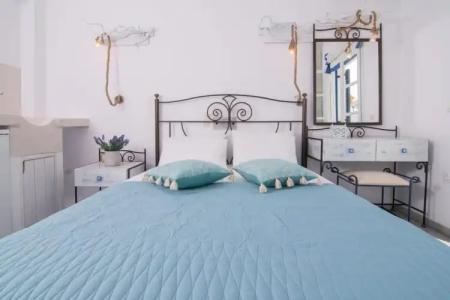 Terra Fos Naxos Studios - 23