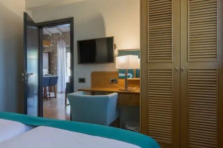 Anthemion Suites & Villas - 204