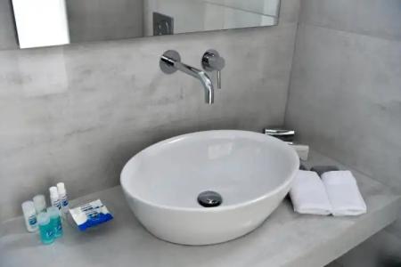 Kanale's Rooms and Suites - 21