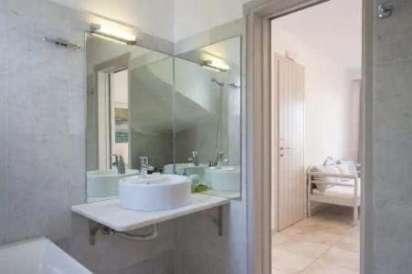 Kanale's Rooms and Suites - 141