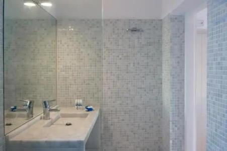 Kanale's Rooms and Suites - 118