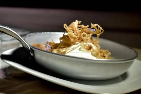 Kanale's Rooms and Suites - 12