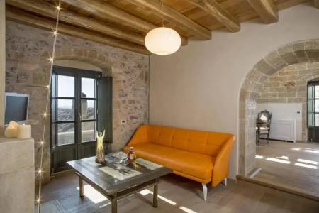 Moni Emvasis Luxury Suites - 21