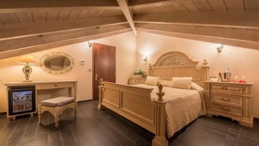 Theofilos Paradise Boutique - 118