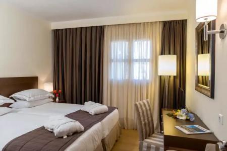 Neptune Luxury Resort - 120