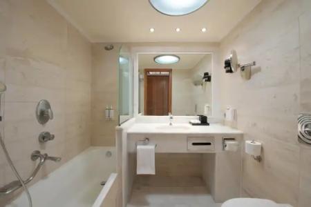 Neptune Luxury Resort - 49