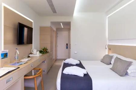 Neptune Luxury Resort - 72