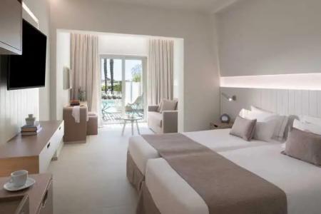 Neptune Luxury Resort - 79