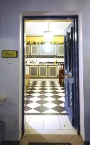 Metohi Georgila - 10
