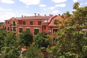 Club Central Hotel, Khisarya