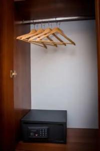 Apollo Resort Art - 99