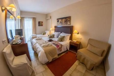 Apollo Resort Art - 119