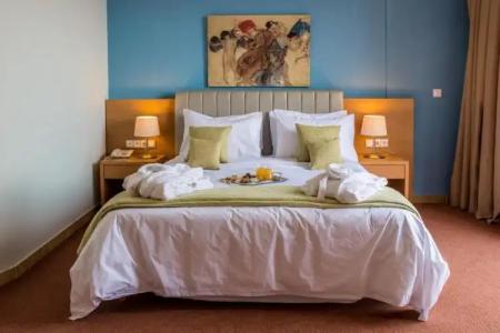 Apollo Resort Art - 154