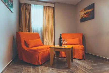 Apollo Resort Art - 136