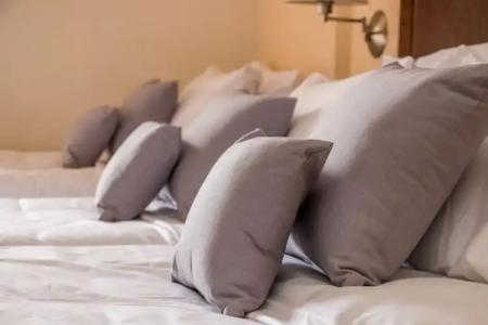 Apollo Resort Art - 125