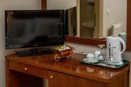 Apollo Resort Art - 57