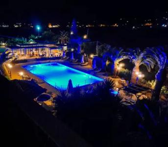 Apollo Resort Art - 59