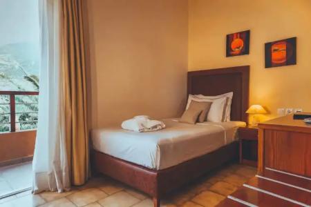 Apollo Resort Art - 114