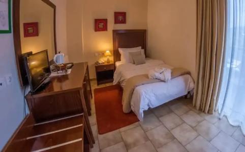 Apollo Resort Art - 117