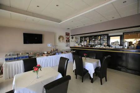 Kyparissia Beach - 11