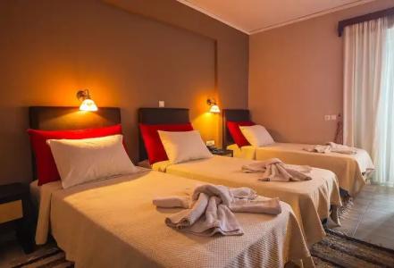 Kyparissia Beach - 58