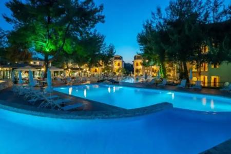 Zeus Kassandra Lagoon - 13