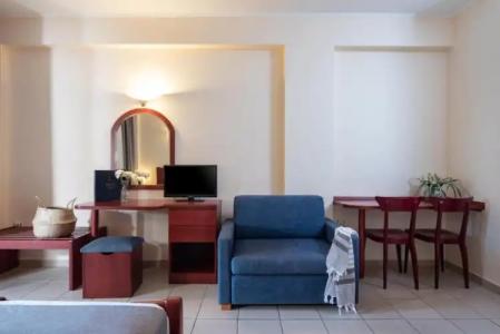 Zeus Kassandra Lagoon - 1