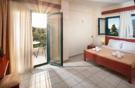 Zeus Kassandra Lagoon - 32