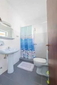 Crystal Blue Aparthotel - 82