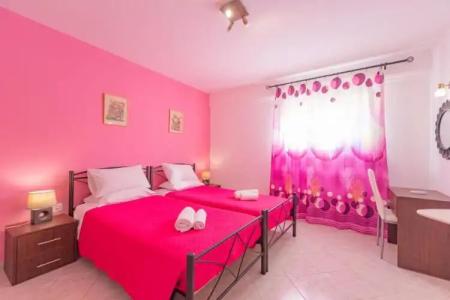 Crystal Blue Aparthotel - 37